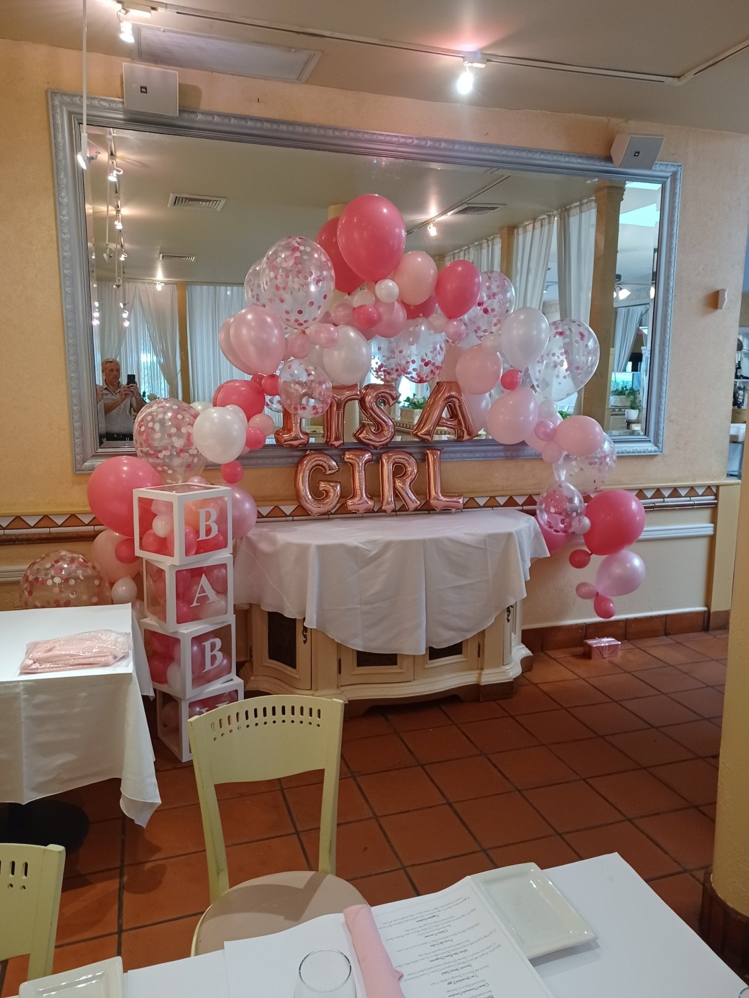 Same Day Balloon Decor Delivery Near Me. Make An Order & Pay Online