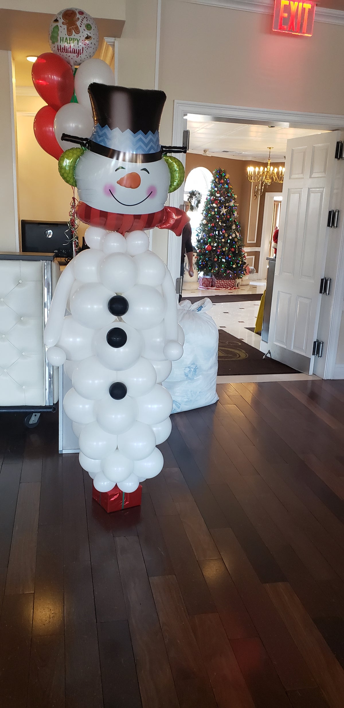 Snowman Balloon Sculpture