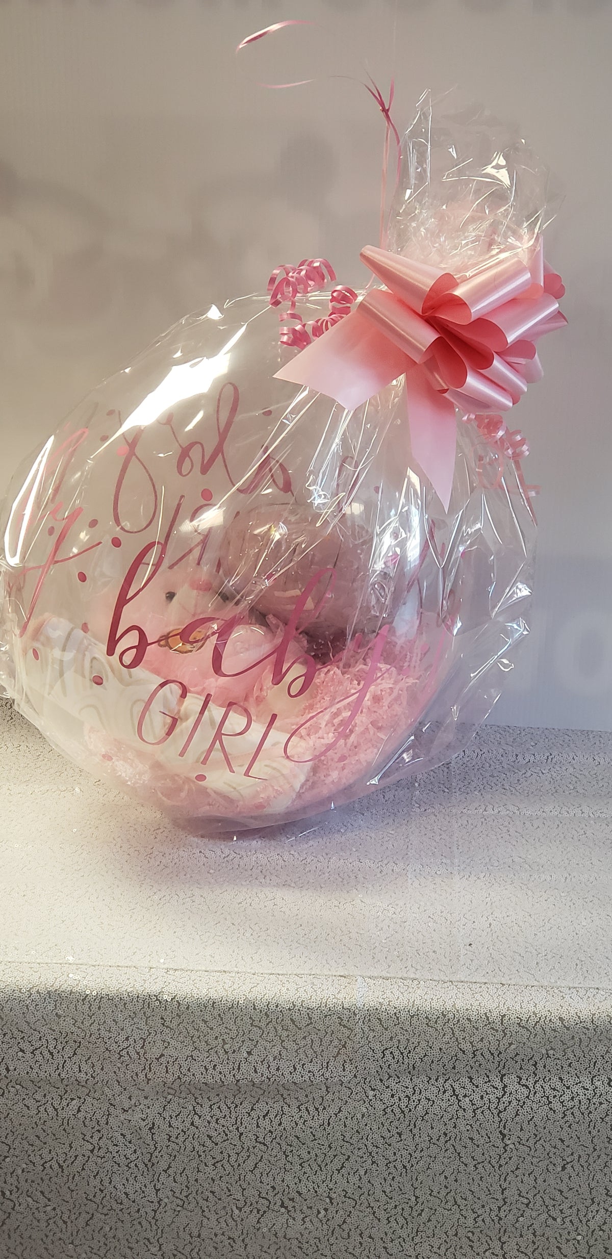 GIFT IN A BALLOON BABY GIRL